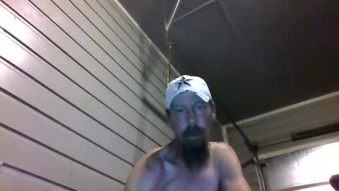 Snapshot of elwooood7 chatting on September 19, 10:27 am elwooood7 online show from September 19, 10:27 am