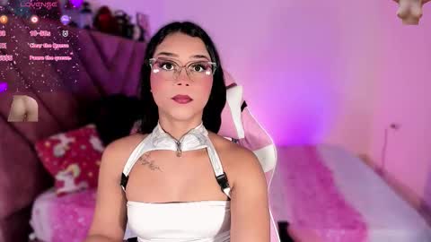 ely_w1 online show from December 21, 12:23 pm