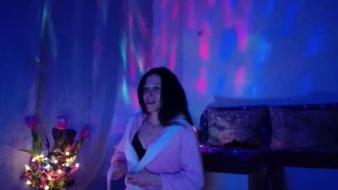 Elisa online show from March 2, 1:15 am