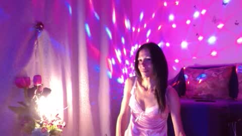 Elisa online show from September 24, 7:39 pm