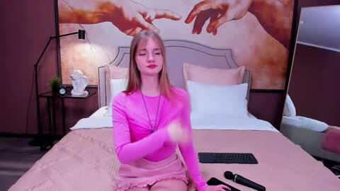 Snapshot of elza_hofffman chatting on November 20, 3:34 pm Chloyka online show from November 20, 3:34 pm