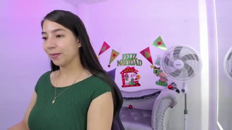 Ema louisx  online show from December 23, 11:57 am