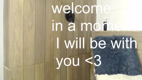 Ema  online show from October 29, 8:10 pm