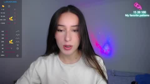 Snapshot of emaa_martins chatting on December 4, 8:51 pm Emaa online show from December 4, 8:51 pm