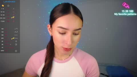 Snapshot of emaa_martins chatting on December 13, 6:38 pm Emaa online show from December 13, 6:38 pm