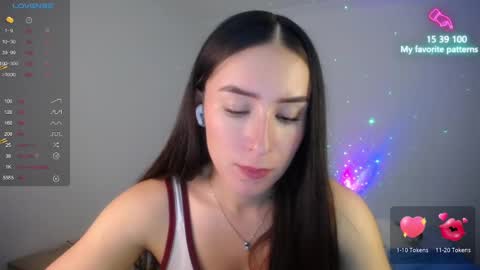 Snapshot of emaa_martins chatting on December 19, 10:53 pm Emaa online show from December 19, 10:53 pm