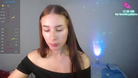 Snapshot of emaa_martins chatting on December 23, 11:39 pm Emaa online show from December 23, 11:39 pm