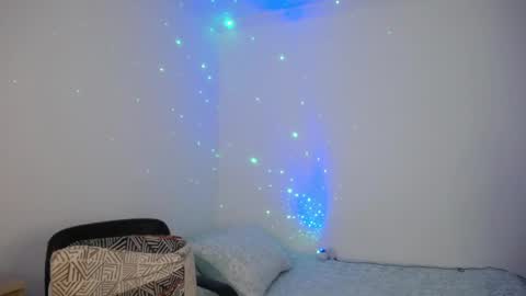 Snapshot of emaa_martins chatting on February 5, 9:40 pm Emaa online show from February 5, 9:40 pm