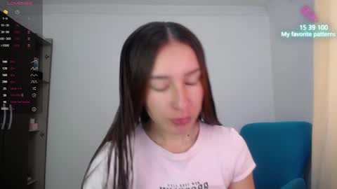 Snapshot of emaa_martins chatting on September 29, 8:57 pm Emaa online show from September 29, 8:57 pm