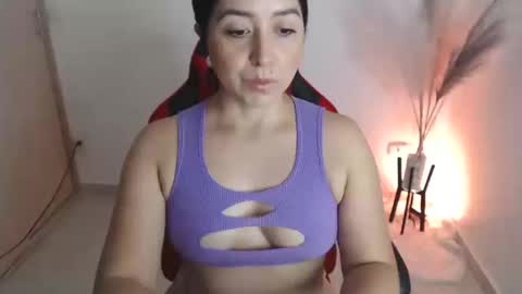 Snapshot of emacop chatting on October 14, 11:05 pm  SAMANTA   online show from October 14, 11:05 pm