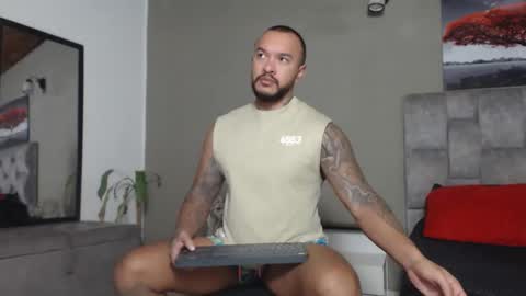 emanuelspencer online show from November 25, 10:04 am