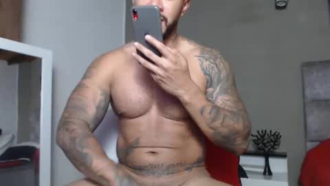 emanuelspencer online show from April 15, 12:50 am