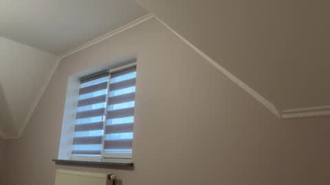 Snapshot of emberfamn chatting on November 16, 1:17 pm Alina online show from November 16, 1:17 pm