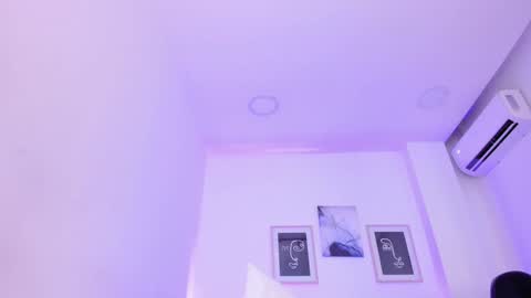 emelie_89 online show from January 31, 3:11 pm