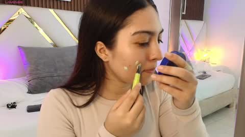 Emily  online show from April 8, 3:50 am