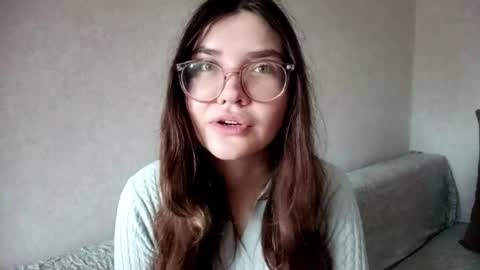 Snapshot of emelysimonson chatting on October 2, 3:24 am Stacy online show from October 2, 3:24 am