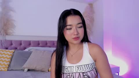 Snapshot of emelyy_carter chatting on January 16, 7:41 pm Emy online show from January 16, 7:41 pm
