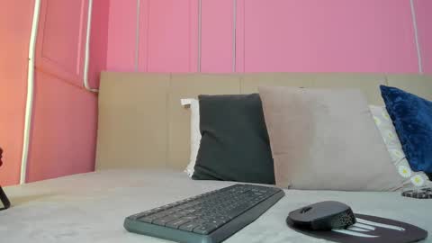 Snapshot of emelyy_carter chatting on September 23, 11:57 am Emy online show from September 23, 11:57 am