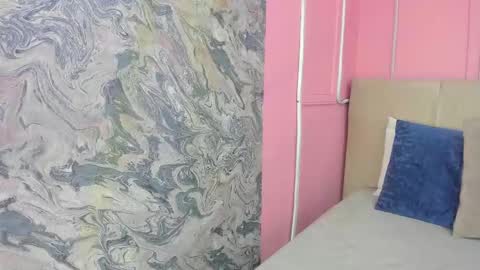 Snapshot of emelyy_carter chatting on October 1, 11:38 am Emy online show from October 1, 11:38 am
