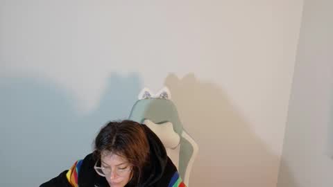 sabrina online show from November 3, 4:25 am