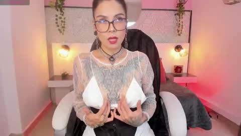 Esmeralda online show from November 4, 12:26 pm