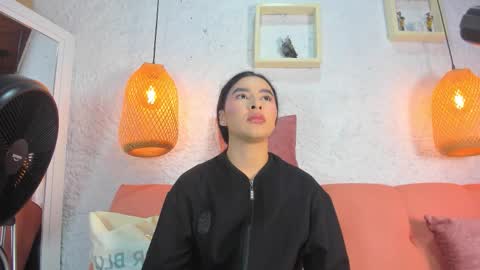 Snapshot of emiily_s chatting on November 29, 12:08 pm Emily online show from November 29, 12:08 pm