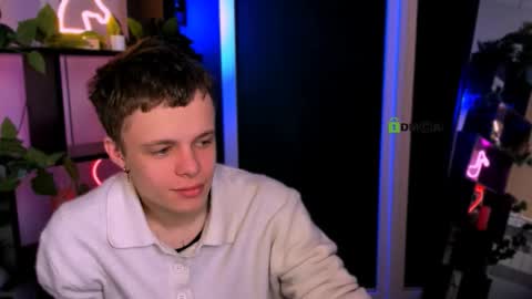 emil_lucky online show from March 19, 8:02 pm