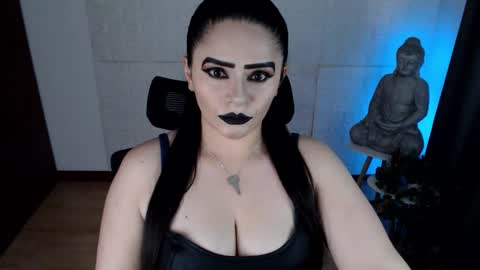 POWERFULL GODDESS EMILI online show from October 17, 3:14 pm