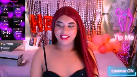 Snapshot of emili_roux chatting on February 13, 8:45 pm Emili roux online show from February 13, 8:45 pm