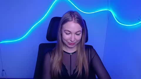 Emilia online show from September 12, 5:18 am