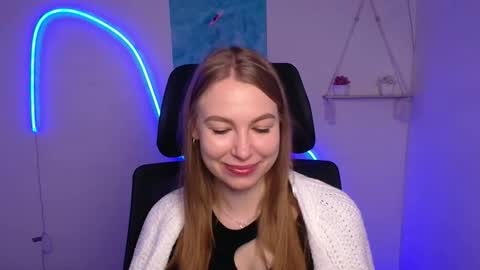 Emilia online show from November 10, 6:34 am