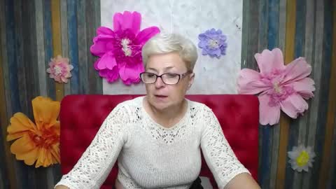 EmiliaGree online show from September 13, 5:46 pm