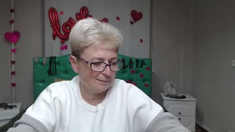 EmiliaGree online show from October 3, 5:10 pm