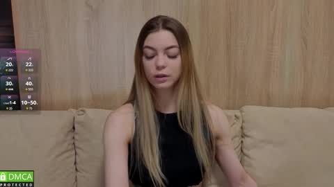 emilielong online show from January 9, 2:09 pm