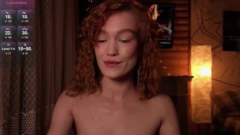 Snapshot of emiliyafox chatting on September 11, 9:04 pm Emi online show from September 11, 9:04 pm