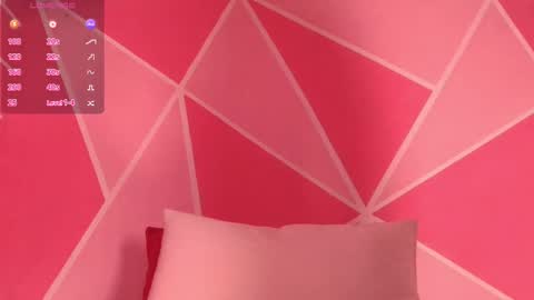 emilly_smiithh online show from November 21, 4:00 am