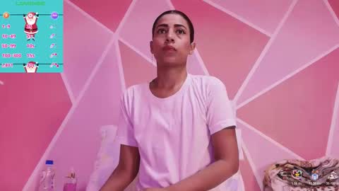 emilly_smiithh online show from December 3, 6:10 am