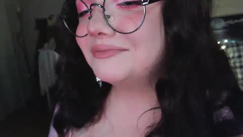 Emily online show from September 19, 7:14 pm