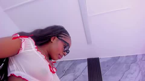 Snapshot of emillydiaz chatting on October 14, 2:56 am Emilly online show from October 14, 2:56 am