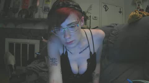 Emily Love online show from September 18, 7:32 am