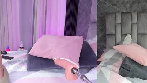 Snapshot of emily___fox chatting on December 19, 12:01 pm Emily online show from December 19, 12:01 pm