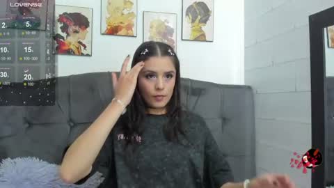 emily_collins1_ online show from July 24, 11:14 pm