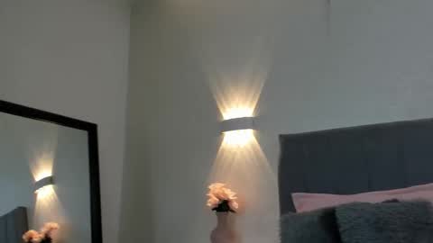 Emily online show from November 24, 5:45 pm