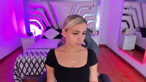 Emily online show from January 28, 10:34 am