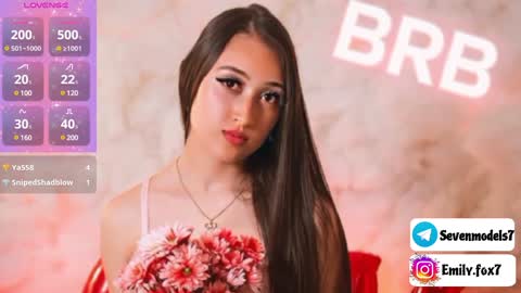 emily_fox7 online show from December 6, 3:22 pm