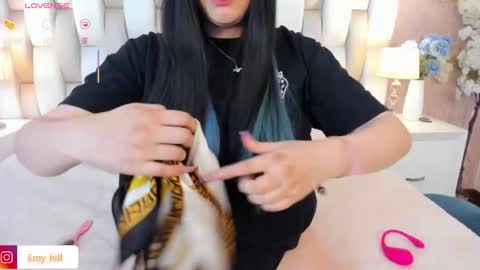 Snapshot of emily_hill___ chatting on February 20, 9:09 pm EMILY Monday 5-2 am From Tuesday to Friday5-1 am Colombia time online show from February 20, 9:09 pm