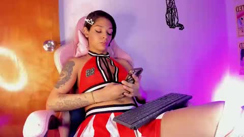 Snapshot of emily_lady20 chatting on October 16, 2:56 am emily lady20 Independient modelIndependiente online show from October 16, 2:56 am