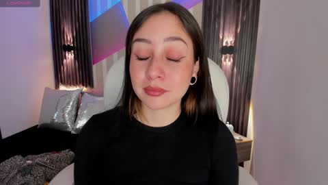 Emily online show from February 11, 2:46 pm