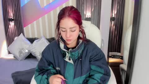 Emily online show from November 11, 2:50 pm