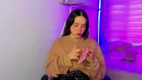 emily_lindey online show from November 25, 11:32 am